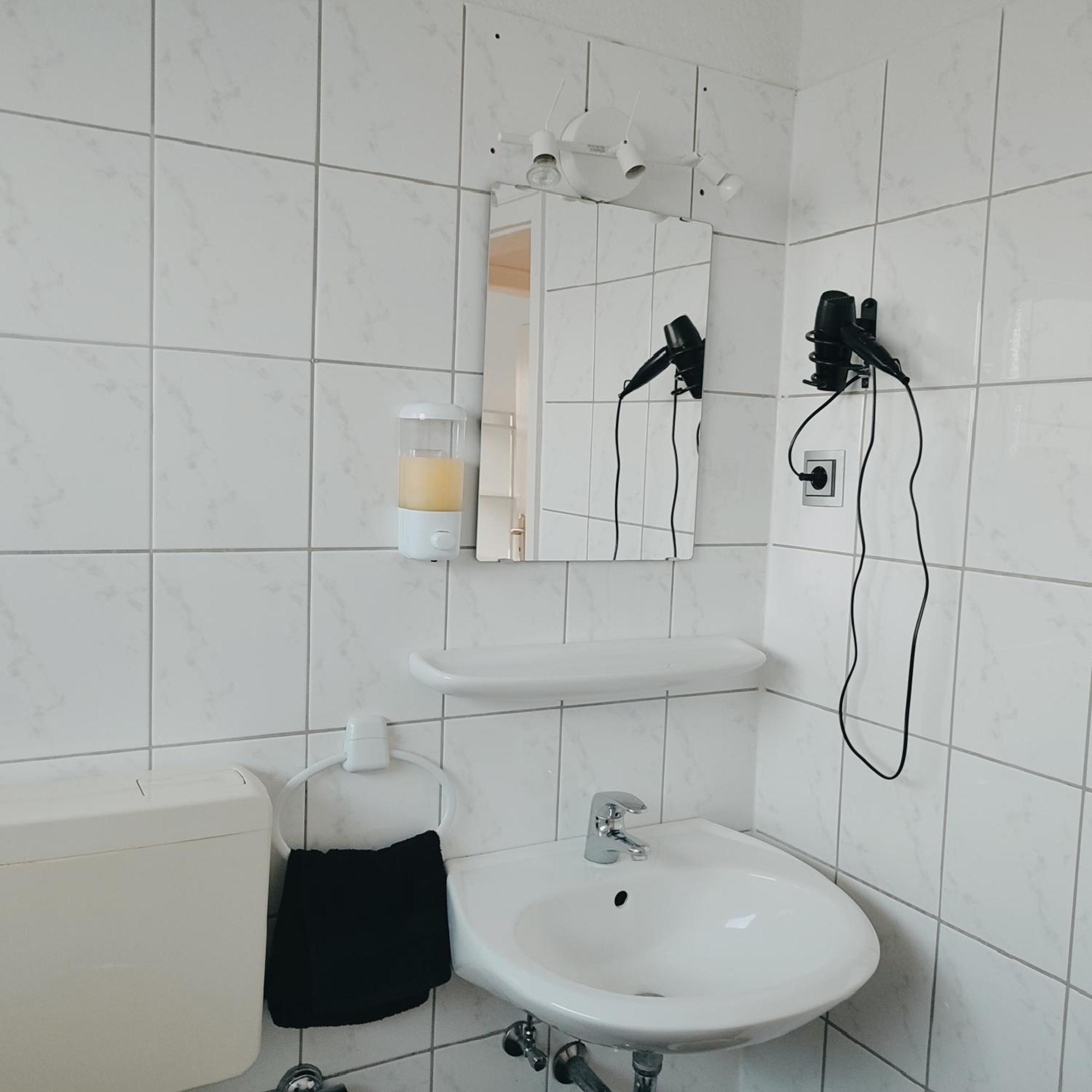 Monteur-Ferien-Messewohnung Mettmann 6 Personen 2 Og 外观 照片